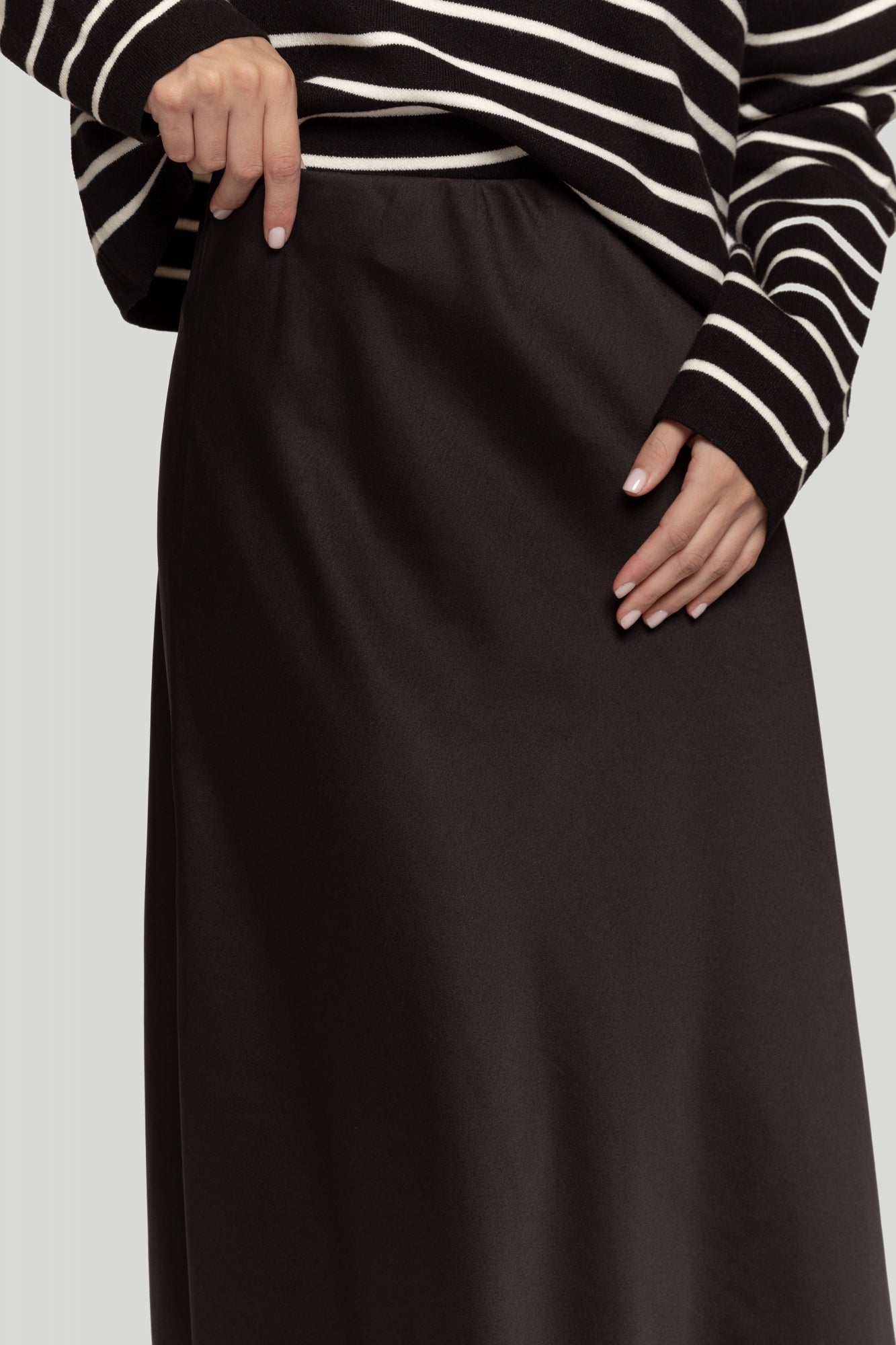 Falda Satinada - Negro
