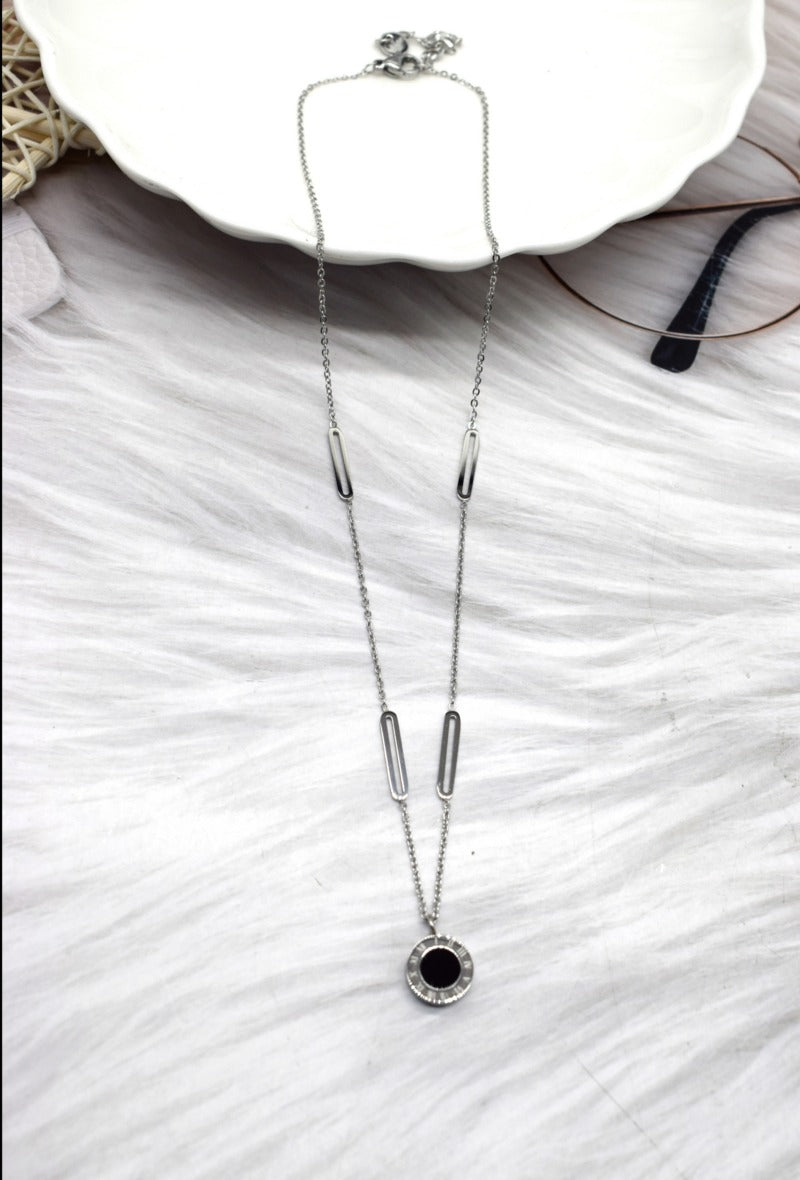 Collar-acero-quirúrgico